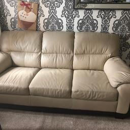 I am selling my DSF 3 seater and 2 ham-chair sofa in Good condition still have the label on it