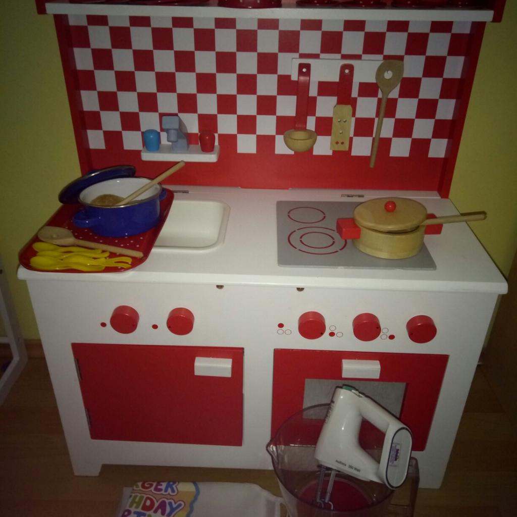  Foto zu Spielküche aus Holz mit Zubehör in 7100 Gemeinde Neusiedl am See for € 