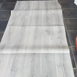 brand new grey panel cushion vinyl flooring .3ft 2 x14ft2 .around 38inch x 170inches .a cut off never been used .no longer need it . cash on collection brand new tf3 area