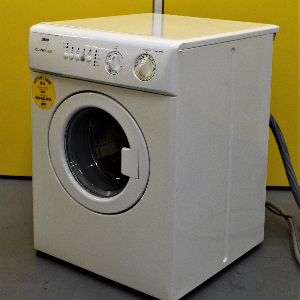 Zanussi Aquacycle 3kg Mini Washing Machine in TW8 London for £79.99 for