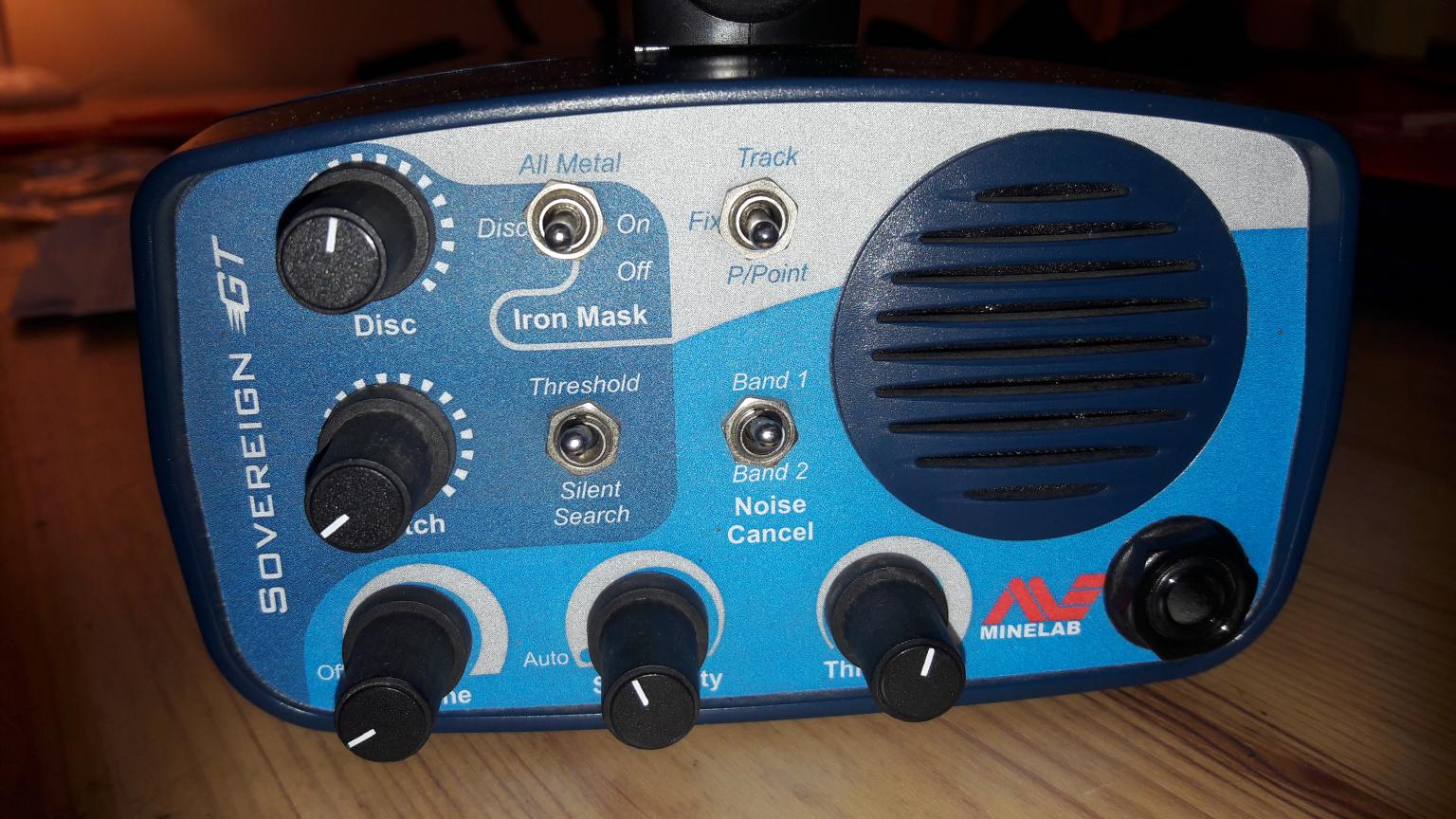 Minelab Sovereign GT Metal Detector in RM3 Havering for £500.00 for