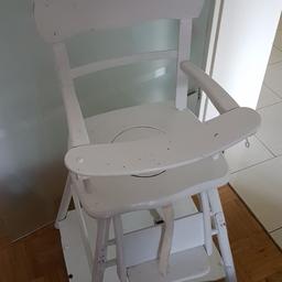 weißer Kinderhochstuhl zu verschenken, ist umklappbar zu einem Stuhl und Tisch