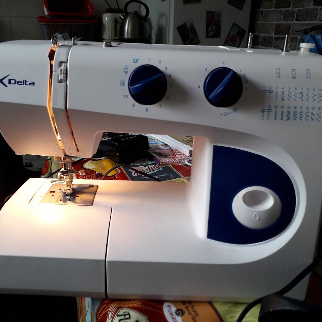 DELTA SEWING MACHINE in Richmondshire for £25.00 for sale Shpock