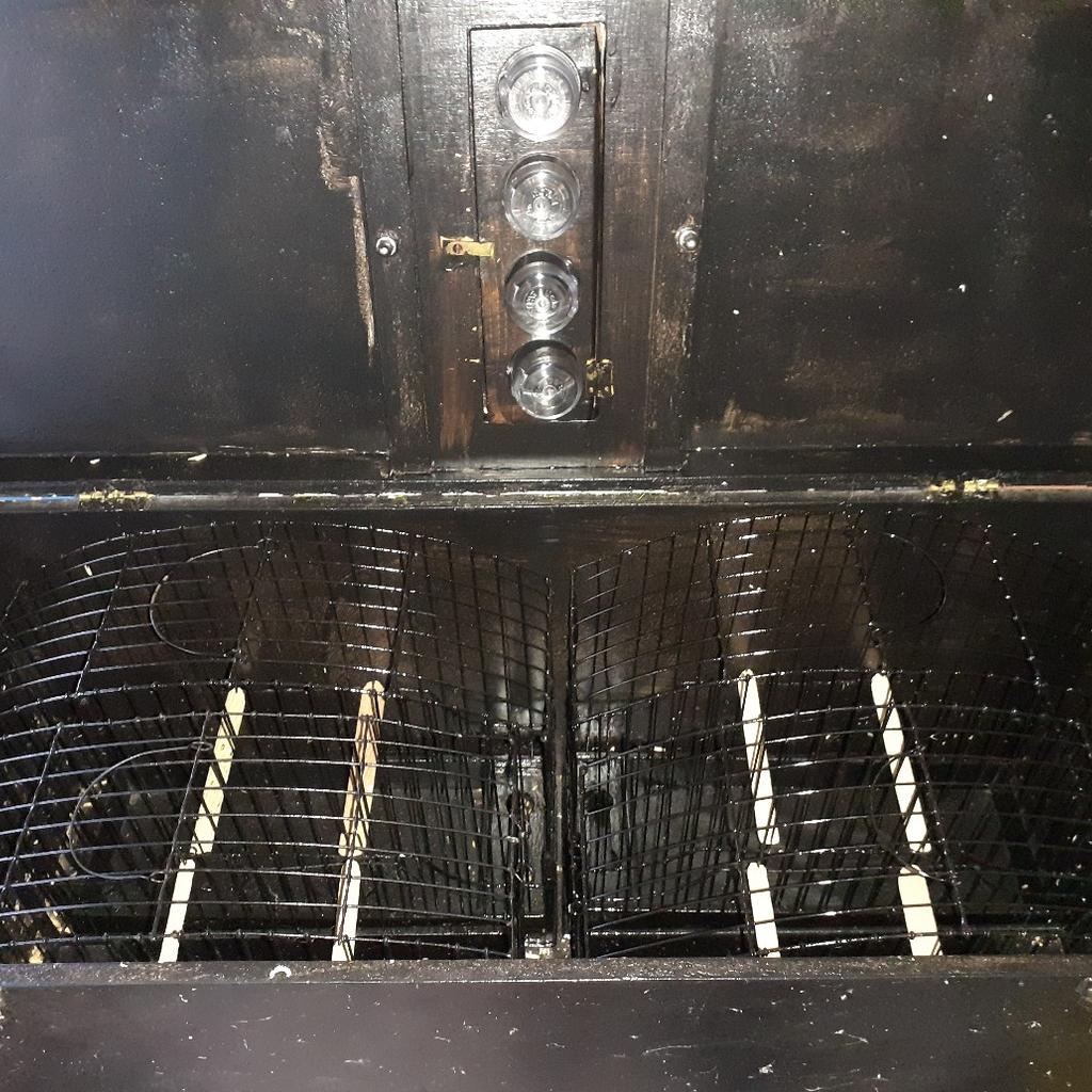 FIFE BORDER CANARY SHOW CAGES & TRANSPORT BOX in DY9 Dudley for £60.00 for sale Shpock