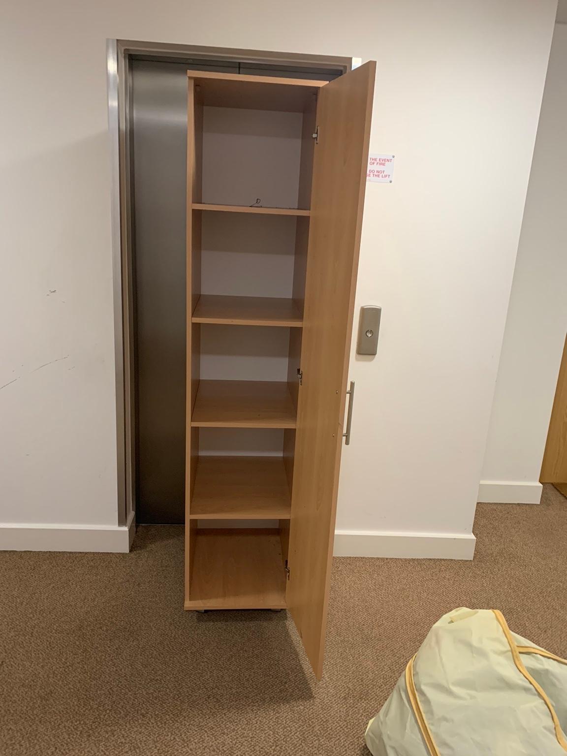 Single wardrobe in SE5 London für £ 40,00 zum Verkauf | Shpock AT