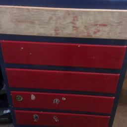 Set of drawers, good for upcycle, just needs sanding and painting. Has no damage or anything. Just been used for spare clothes. Comes with handles