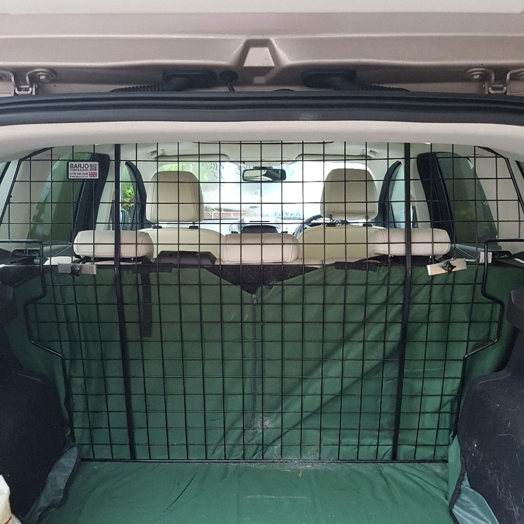 Barjo dog guard & tailgate guard Ford Kuga in Barnsley für 200,00 £ zum