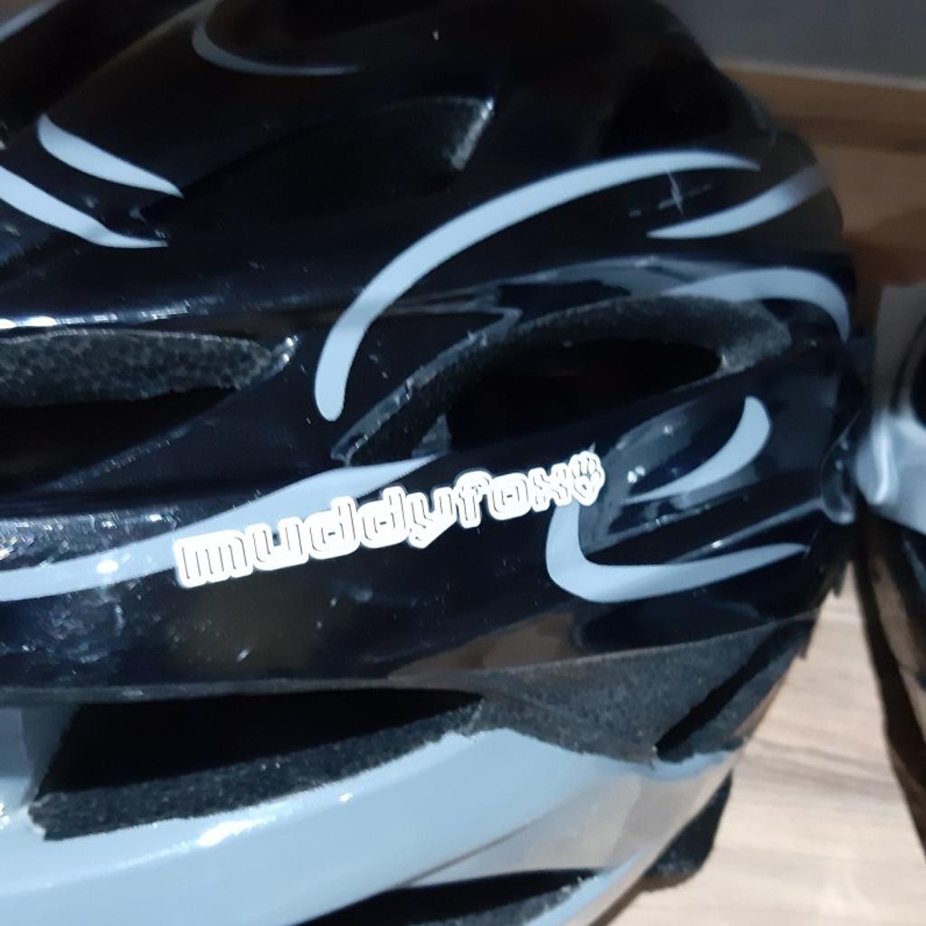 Muddyfox lithium online helmet