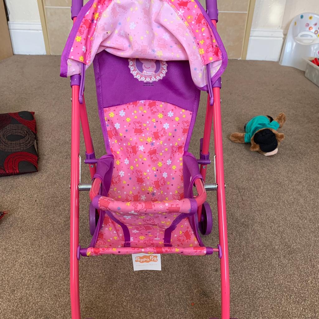 Peppa pig toy stroller in BH10 Village for £4.00 for sale | Shpock