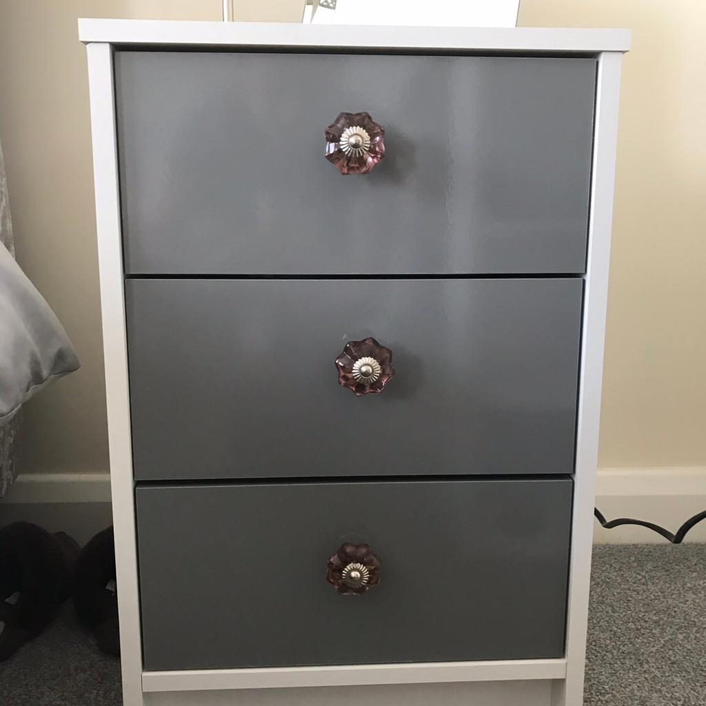 Ikea x 2 bedside drawers in B24 Birmingham für 40,00 £ zum Verkauf