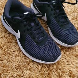 size 5 Nike trainers. 
collection coalville or can deliver to local areas such as hinckley barwell for extra fuel x
