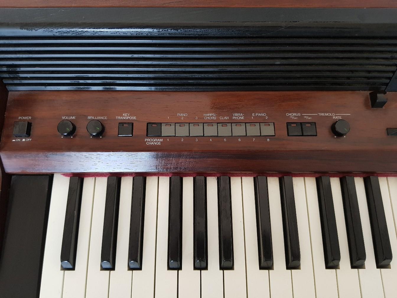 ROLAND DIGITAL PIANO HP5500 WITH STOOL in NN11 Daventry for £85.00 for