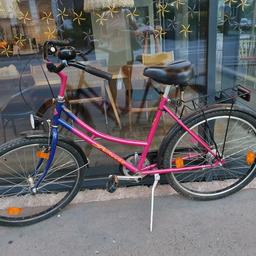 Das Fahrrad ist in ausgezeichnetem Zustand.  Verkauft im Zusammenhang mit dem Umzug.