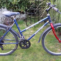 Very good condition. 
18 inch frame 
6 speed. 
26 inch alloy wheels. 
New tyres fitted. 
Gel seat. 
Bell 
Full length mudguards. 
Free new lock included. 
Can deliver for small fee. 
Check out my other bikes