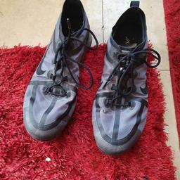 I'm selling my sons mens vapourmax paid £169 a few months ago only worn twice so like new selling due to being outgrown.