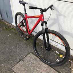 Carrera hellcat, 20” frame, 29” wheels 
Been upgraded quite a bit 
Single speed drivetrain so no gears
Rear hydraulic brake (no front brake) 
180mm rear disc rotor 
Continental mountain king tyres 
Looking for offers, 
No silly offers!!