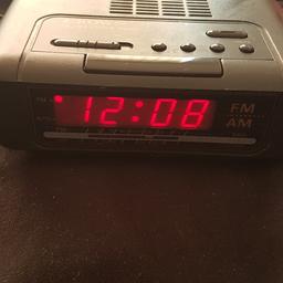 am/fm radio: digital clock with alarm snooze etc good working order with Ariel.
