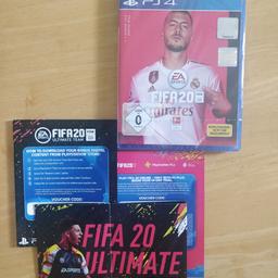 Verkaufe hier ein neues, noch verpacktes FIFA 20 Spiel und dazugehörige Codes.
(1 seltenes Goldspieler Pack, 3 Icon-Leihobjekte für 5 Parteien, Code für 14 Tage PS Plus)