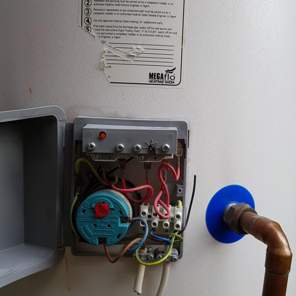 Megaflo CL170 preown. in SE28 London for £150.00 for sale | Shpock