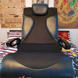 gaming  chair not a cheap one no rip all works just need lead as dont no where it is can buy off ebay very good condition