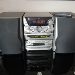 Kenwood hifi
Speakers working
Comes with remote control working
Missing aerial for radio
Comes on but doesn't seem to play cd think because it has been in storage for a while and has gathered dust
May just need a very good clean

Make me an offer