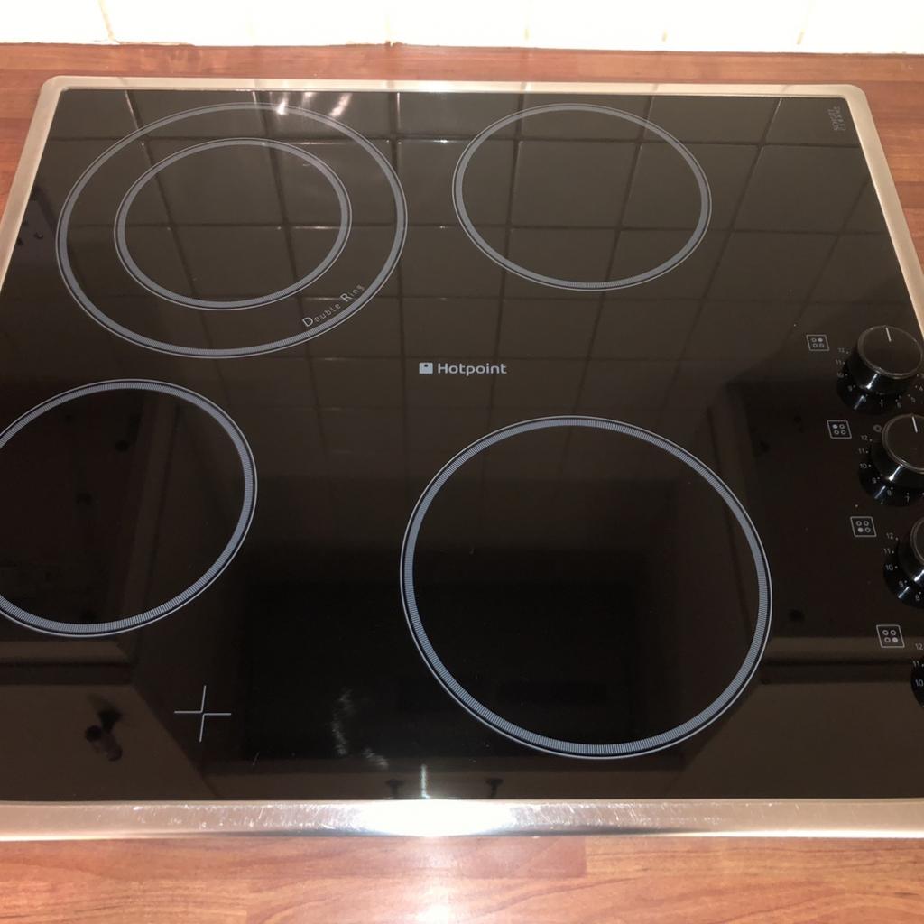 Hotpoint Schott Ceran Black Glass Elec Hob in TF10 Newport for £30.00