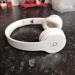 In good condition. Fully working with no problems at all. No longer needed as have not used them for a while. Come with original AUX. case is included but needs a good clean.