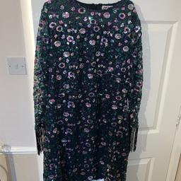 Bought from ASOS.com for £39. Selling for just £10! Worn only once and in excellent condition!

UK size 20

Collection from Halesowen, B63