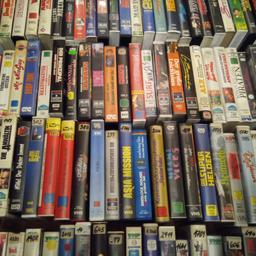 Viele alte Videofilme auf VHS.
 Auf Willhaben zu finden mit genauen Fotos, gleicher Titel gleiches Bild.
Shpok halt mit max. 5 Fotos