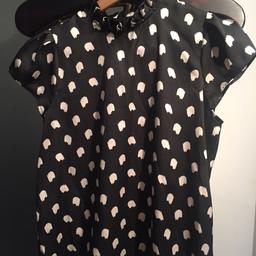 River Island Blouse size 8. Excellent condition. Collection only WV12 area.