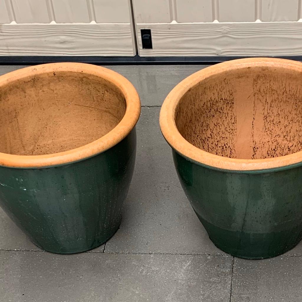 Large Ceramic Garden Pots (two) in St Helens for £10.00 for sale Shpock