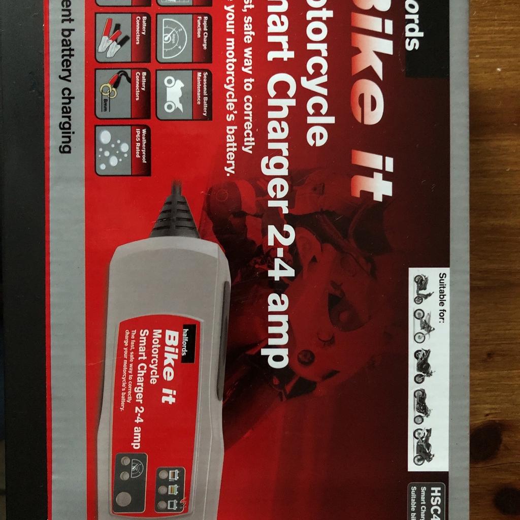 Motorcycle Smart battery Charger 2-4 amp in B64 Sandwell for £15.00 for ...