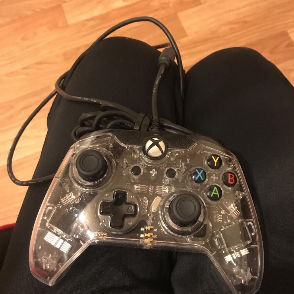 Xbox/Pc Controller in 76131 Karlsruhe für 25,00 € zum Verkauf Shpock DE
