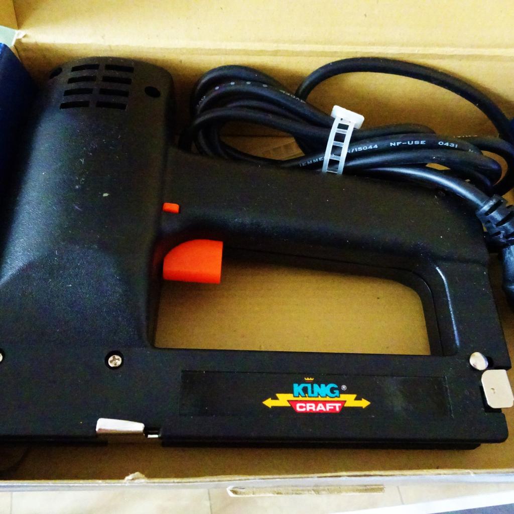 King Craft Elektro Tacker Elektrotacker Mit Zubehörpaket – BOOHR