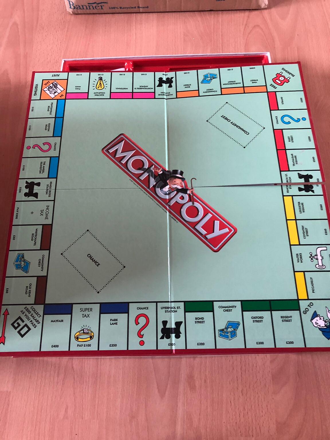 MONOPOLY BOARD GAME in Wigan for £5.00 for sale | Shpock