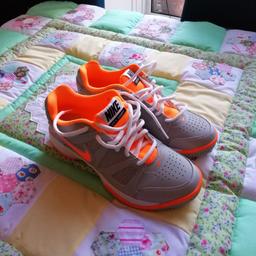 Women's or girls Brand new Nike Trainers size 4.5