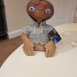 E.T very good condition 
ideal for a collector 
cash on collection only check out my other items please