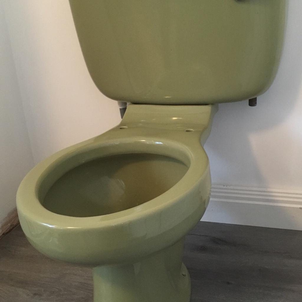 Vintage 60’s Avocado 3pc bathroom suite Retro in B45 Bromsgrove für £