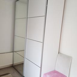 PAXWardrobe, white, Auli mirror glass, 150x60x236 cm
In good condition. RRP 492

Sell cheap

Collect only at E1w wapping
