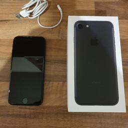 32 gb iphone 7 in black like new condition comes in box with charger