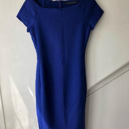 Zara Blue Dress M
New Zara Blue Dress - Size M
Thick fabric - Winter / Autumn Dress
Never Worn, excellent condition