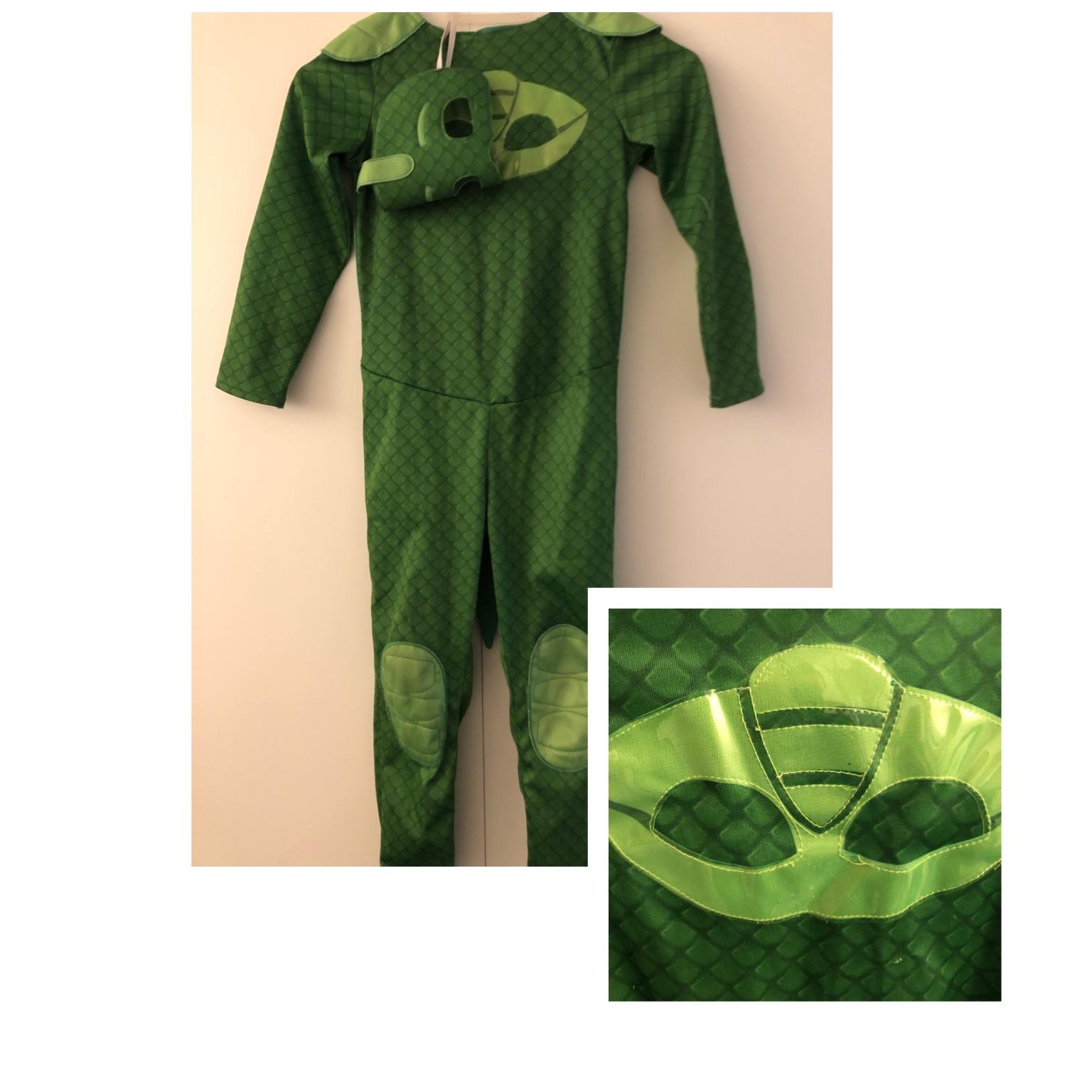 PJ Masks Gecko suit 5-6yrs in NW5 Camden for £5.00 for sale | Shpock