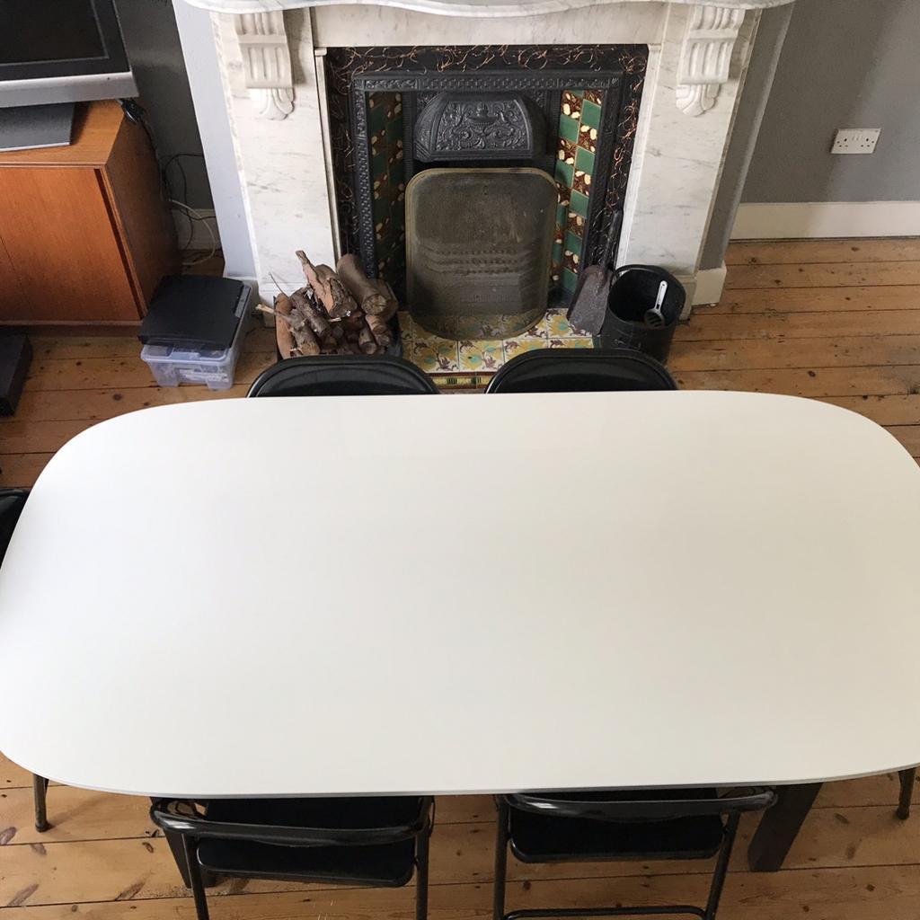 Ikea Oppeby 6 seater dining table 185x90cm in SE4 Lewisham for £40.00