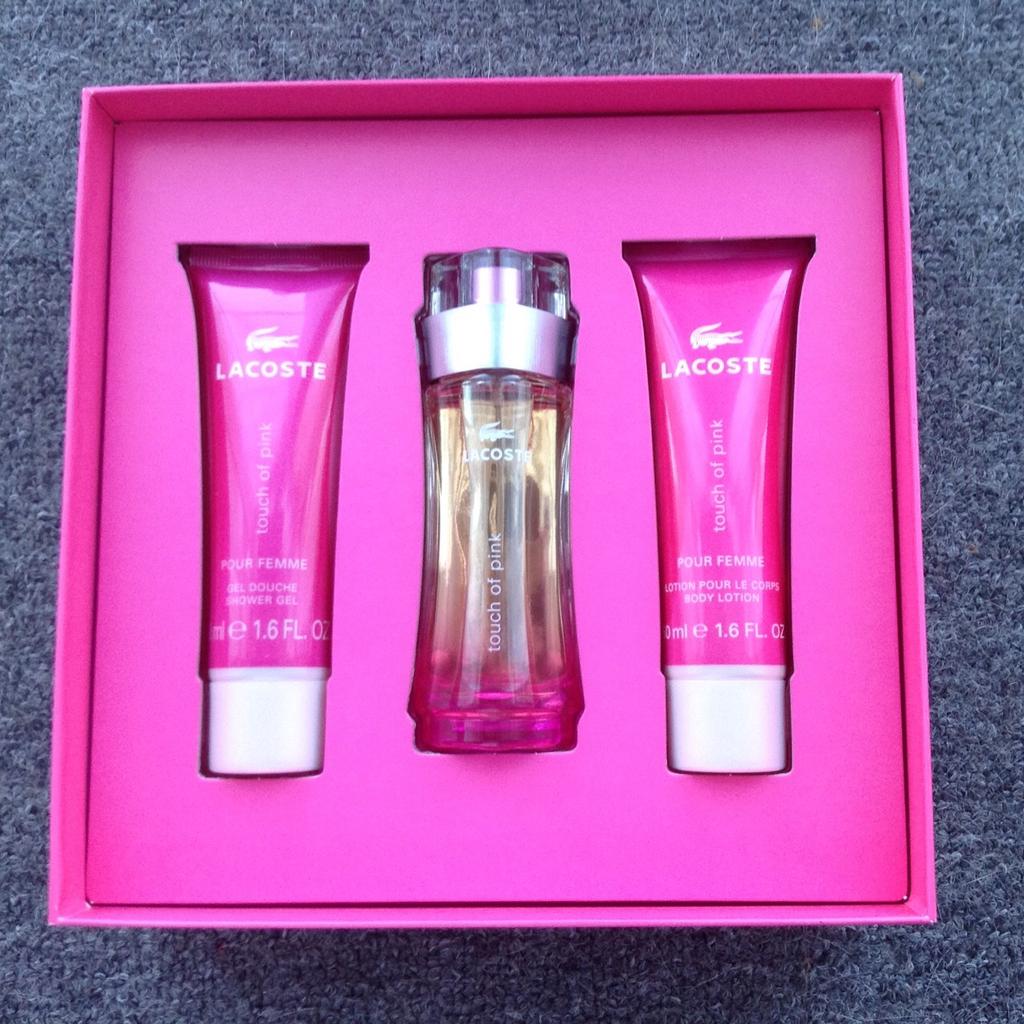 Lacoste touch of pink gift set in BR2 Bromley for 25.00 for sale