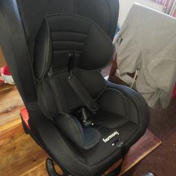 harmony car seat suitable from 0-4years rear and forward facing in good condition under a year old