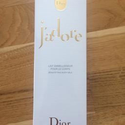 NEUE, originalverpackte Beautifying Body Milk von Dior J'adore.
150ml
Abholung in 1210, 1090 oder 1100.
Versand um zuzüglich 5€.