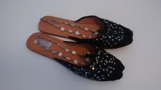 Buy & Sell West Midlands Sandwell - Photos for Indian Shoes Intricate detail with anklet 