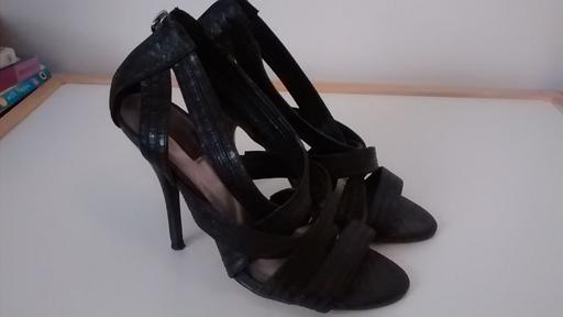 Buy & Sell West Midlands Sandwell - Photos for Shoes Black Strap Design Heels 