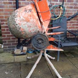Bell cement Mixer & Stand, 240v mains version very good quality mixer, not cheap one, thick high grade metal unlike DIY ones. Reliable and well looked after. Collection only and sold as seen.