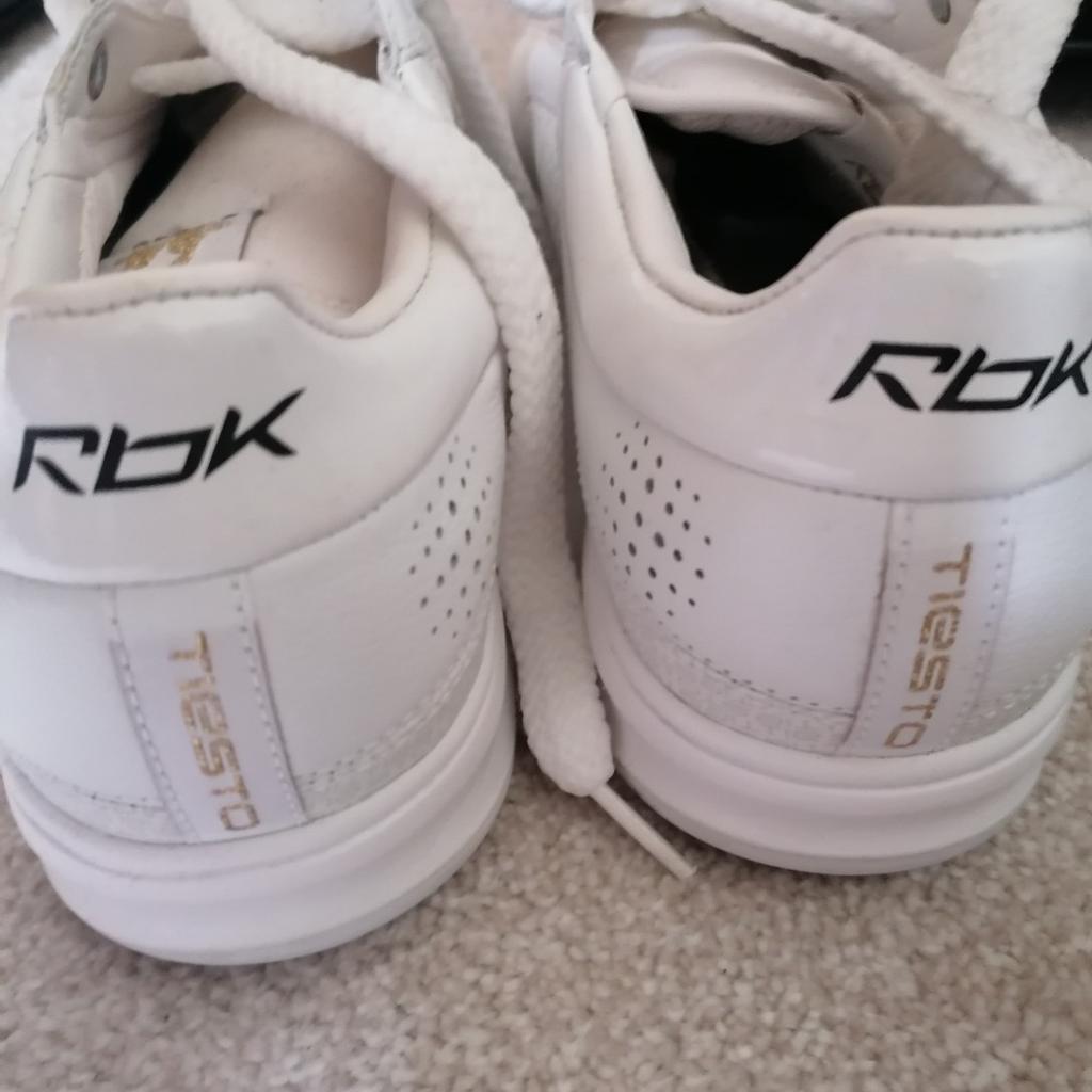 Reebok Tiesto Trainers size 9 in South Staffordshire fur 25 00 zum Verkauf Shpock DE